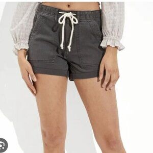 American Eagle Low Rise Denim Tomgirl Shorts with Drawstring (16)